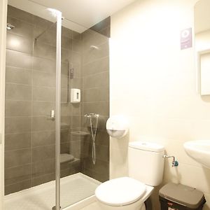 Private Bathroom Dormitory Room